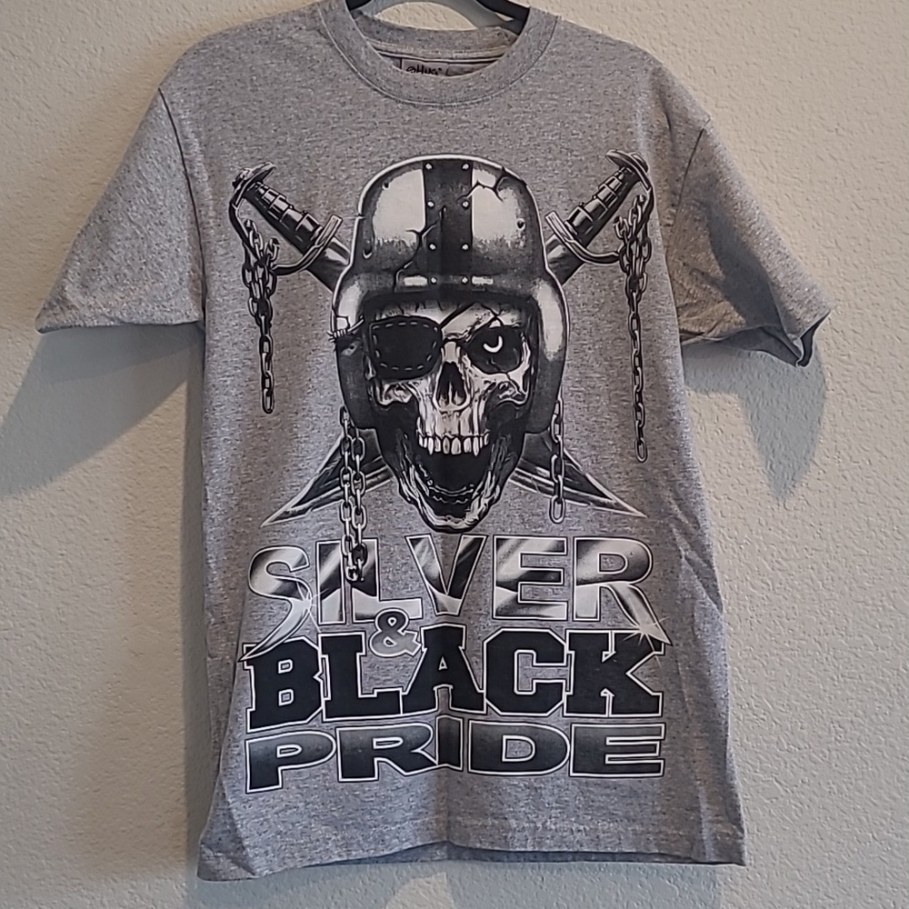 Shaka Gray/Black NFL Raiders Logo Shortsleeve Shirt Size M